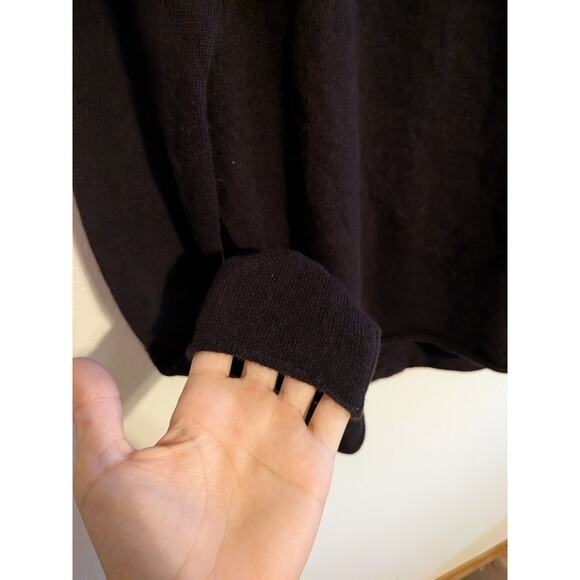 Vince. Dark purple knit sweater size small - Picture 4 of 7